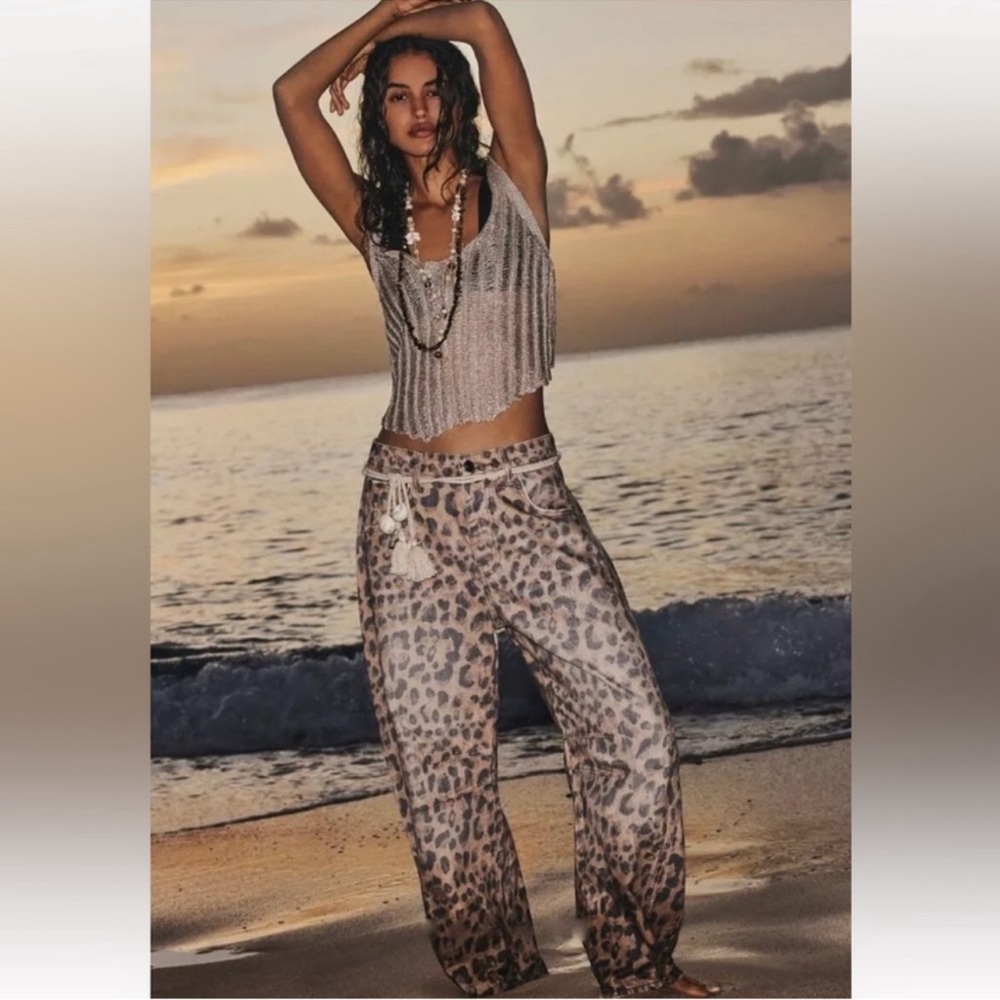 NWOT FREE PEOPLE We The Free Cheetah Good Luck Barrel Jeans SZ: 30